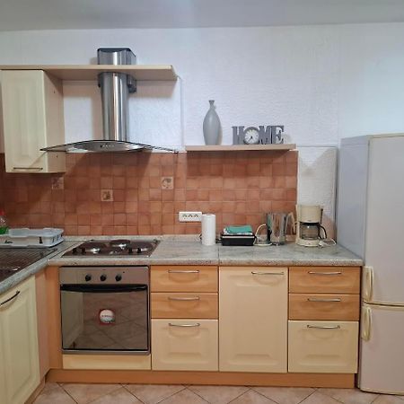 Apartmani Delas Pjescana Uvala Esterno foto