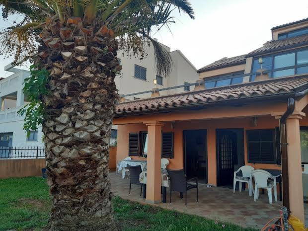 Apartmani Delas Pjescana Uvala Esterno foto