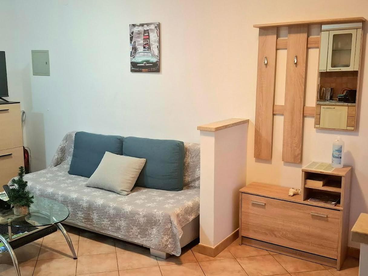 Apartmani Delas Pjescana Uvala Esterno foto
